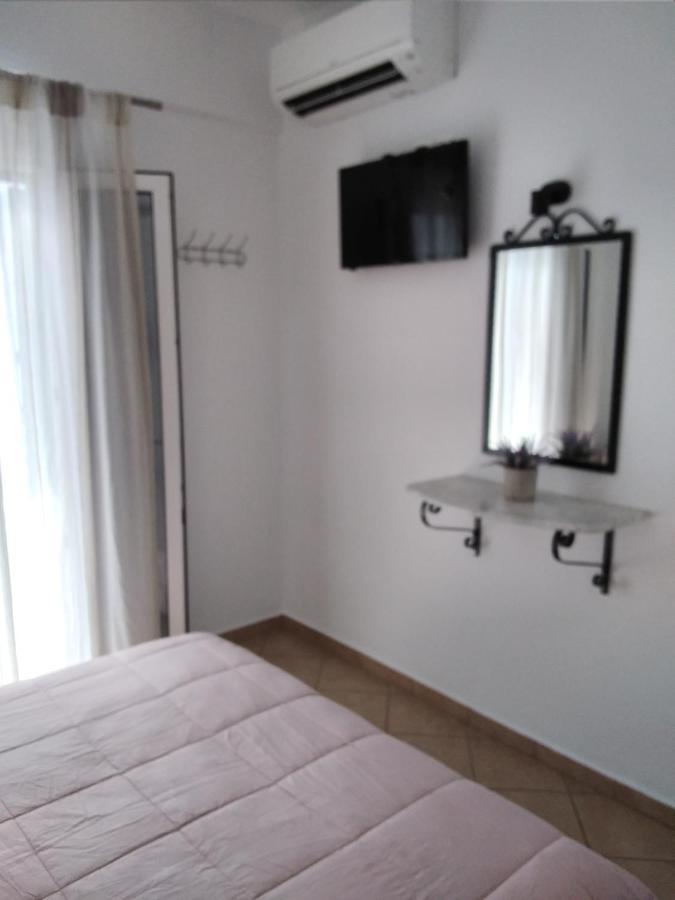Celeste Apartments أورنوس المظهر الخارجي الصورة