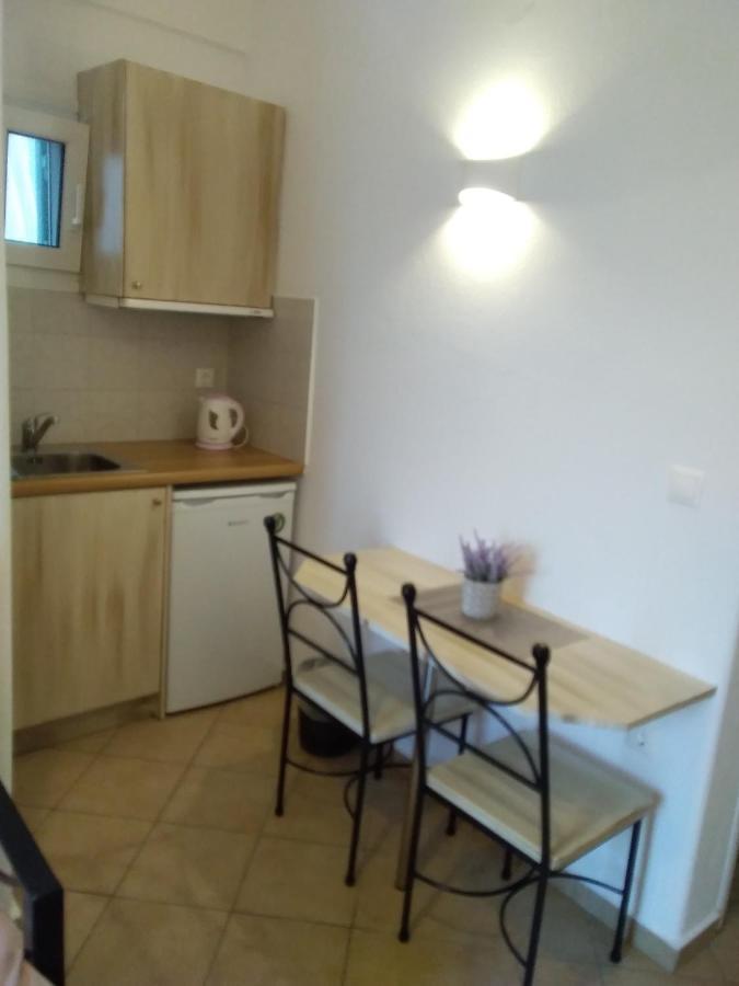 Celeste Apartments أورنوس المظهر الخارجي الصورة